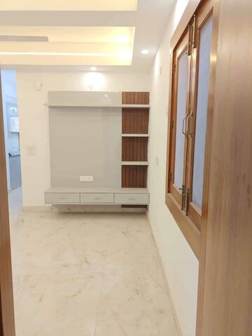 2 BHK Builder Floor For Rent in Saket