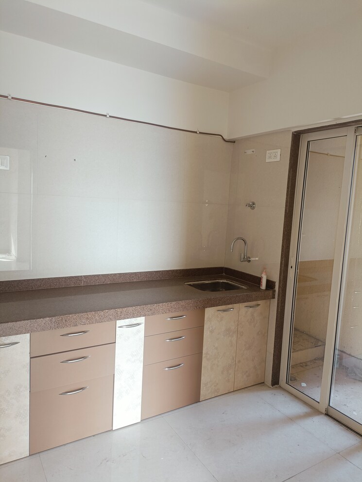 Kitchen, rutu-city 2 Bedroom 623 Sq.Ft. Apartment In Kasarvadavali Thane 8097655