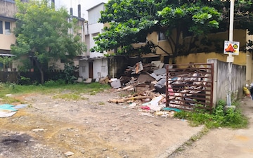 Plot For Sale in Valasaravakkam
