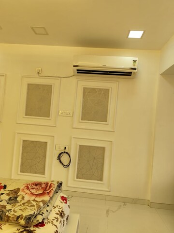 Furnished Amenities in 3 BHK Apartment at Tharwani Heights, Sanpada – for Rent