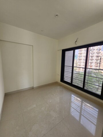 1 BHK Apartment For Rent in Je And Vee Om Trimurti, Malad East