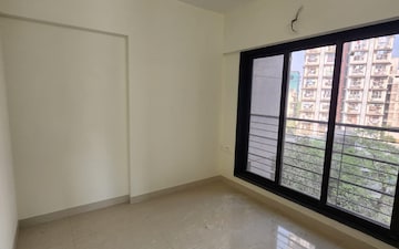 1 BHK Apartment For Rent in Je And Vee Om Trimurti, Malad East