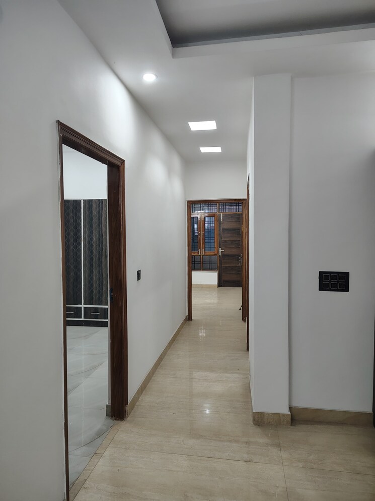 Room, gms road 3 Bedroom 1800 Sq.Ft. Builder Floor In Gms Road Dehradun 8097724