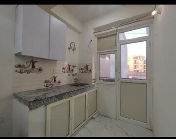 1 RK Apartment For Rent in Saket