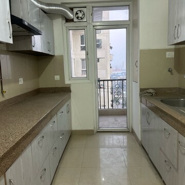 Kitchen in 3 BHK Apartment at Emaar Emerald Estate, Medawas – for Rent
