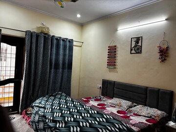 Bedroom in 1 BHK Builder Floor at Sector 47 – for Rent