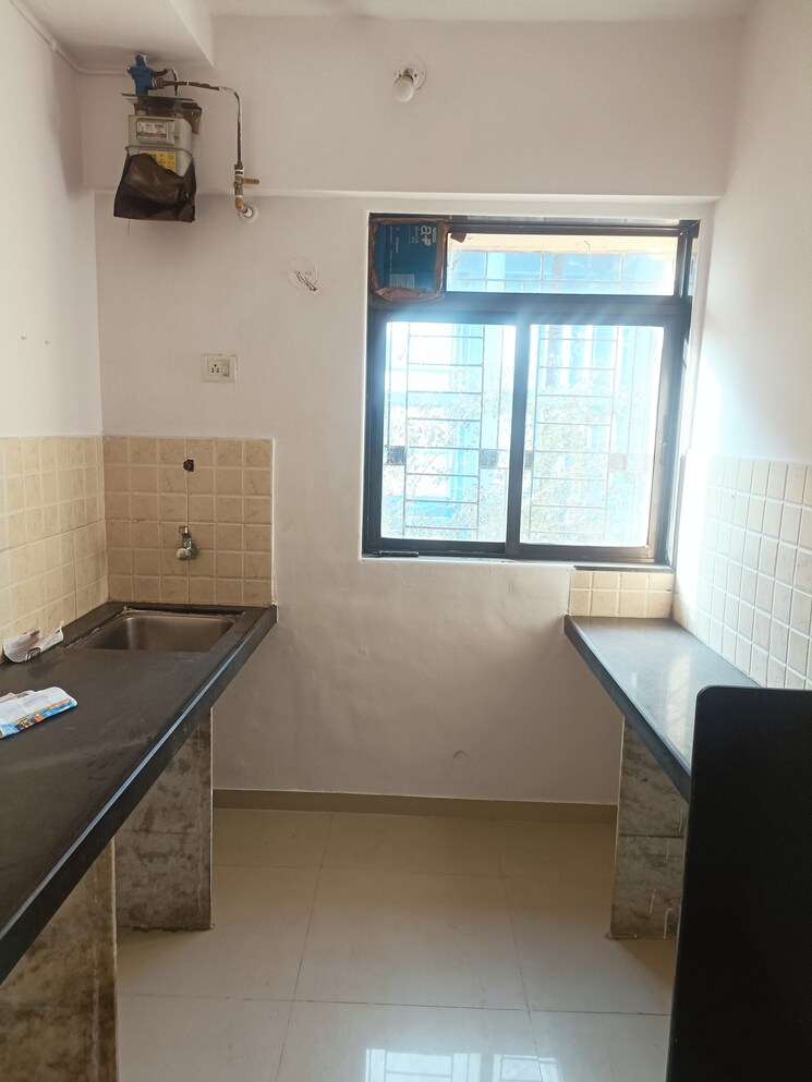 Kitchen, green-square 1 Bedroom 420 Sq.Ft. Apartment In Kasarvadavali Thane 8097771