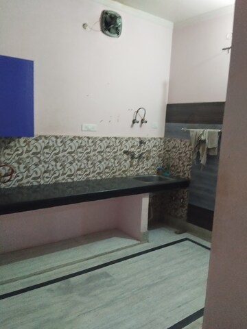 Bedroom in 2.5 BHK Independent House at Gomti Nagar – for Rent