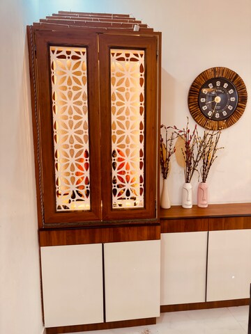 Furnished Amenities in 3.5 BHK Villa at Sector 18 – for Sale