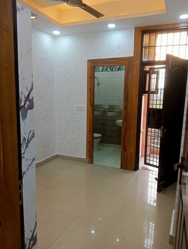 Room, chahak-plaza 2 Bedroom 850 Sq.Ft. Builder Floor In Shakti Khand Ghaziabad 8097906