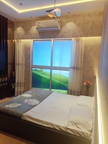 Bedroom in 2 BHK Apartment at Green Square, Kasarvadavali – for Sale