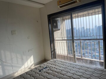 Room in 2 BHK Apartment at Regency Heights, Ghodbunder Road – for Rent