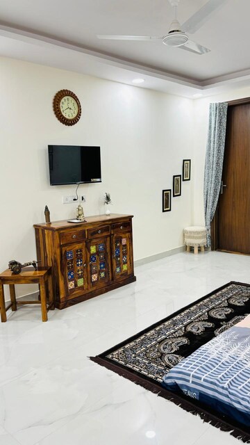 Living Room in 2 BHK Apartment at Palm Residency Chhatarpur, Chattarpur – for Rent