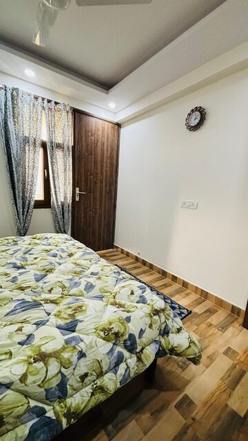 Bedroom in 2 BHK Apartment at Palm Residency Chhatarpur, Chattarpur – for Rent