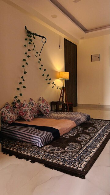 Bedroom in 2 BHK Apartment at Palm Residency Chhatarpur, Chattarpur – for Rent