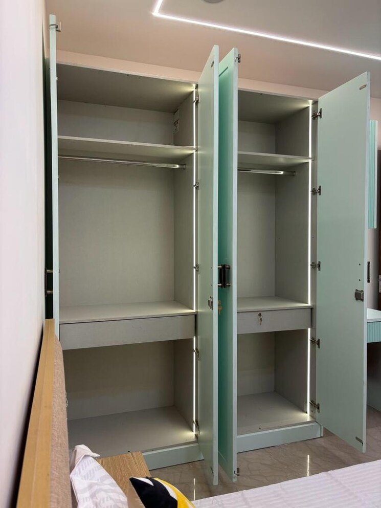 Bathroom, emaar-mgf-emerald-hills 3 Bedroom 276 Sq.Yd. Builder Floor In Sector 65 Gurgaon 8097983