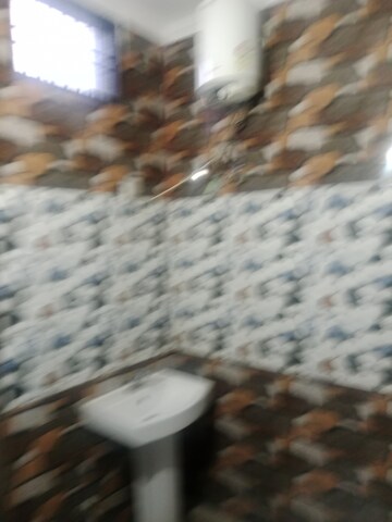 Attached Bathroom in 2 BHK Builder Floor at Sector 11 – for Rent
