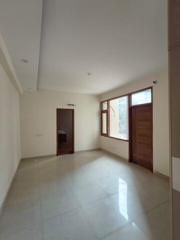 Room in 3 BHK Apartment at Harmony Imperial Apartments, Kishanpura – for Rent