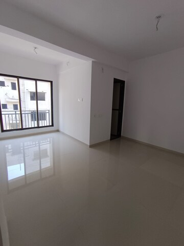 2 BHK Apartment For Rent in Sargam Tower, Vartak Nagar