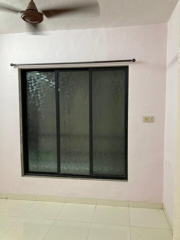 Room in 2 BHK Apartment at Seawoods – for Sale