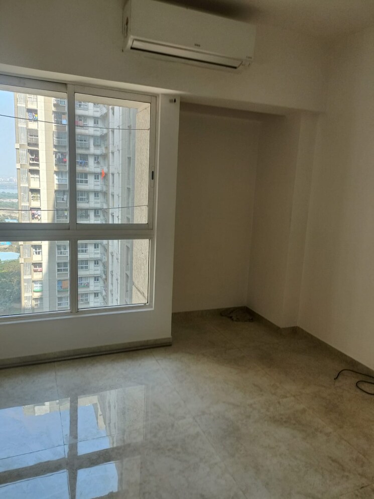 Room, lodha-amara 3 Bedroom 955 Sq.Ft. Apartment In Kolshet Road Thane 8098071