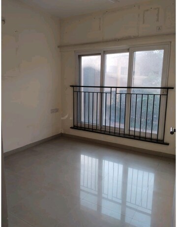 Room in 2 BHK Apartment at Rustomjee Urbania Acura, Majiwada – for Sale