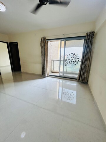 Room in 2 BHK Apartment at Seawoods – for Sale