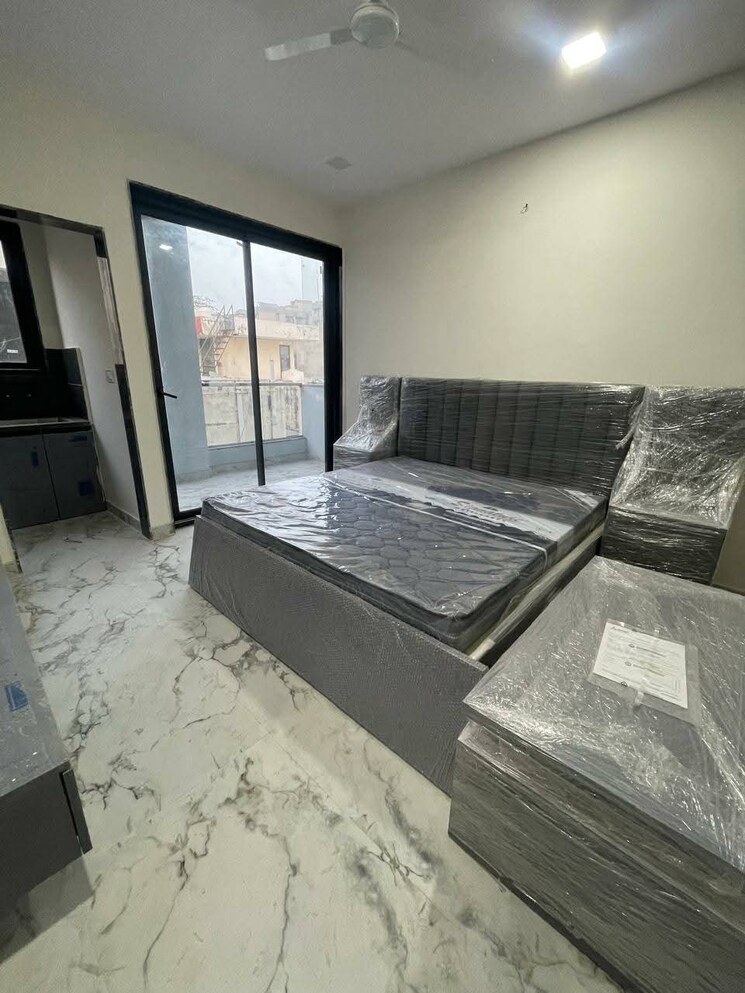 Bedroom, sector 55 1 Bedroom 700 Sq.Ft. Builder Floor In Sector 55 Gurgaon 8098128