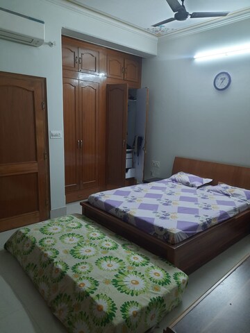 Bedroom in 4 BHK Villa at Lal Kothi – for Rent