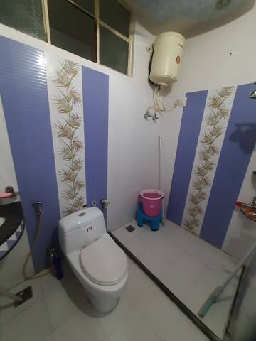 Master Bedroom in 4 BHK Villa at Lal Kothi – for Rent
