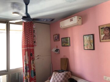 Furnished Amenities in 3 BHK Apartment at Hiranandani Woodpark Apartment, Ghodbunder Road – for Rent