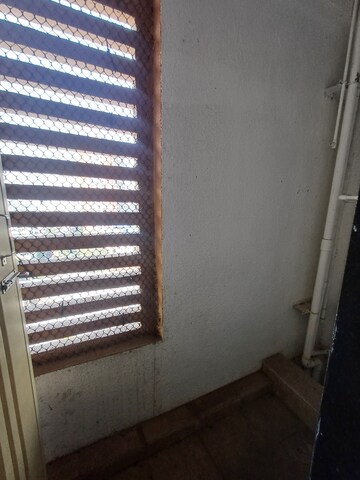 Utility Room in 2 BHK Apartment at Panchpakhadi Jewel, Panch Pakhadi – for Rent