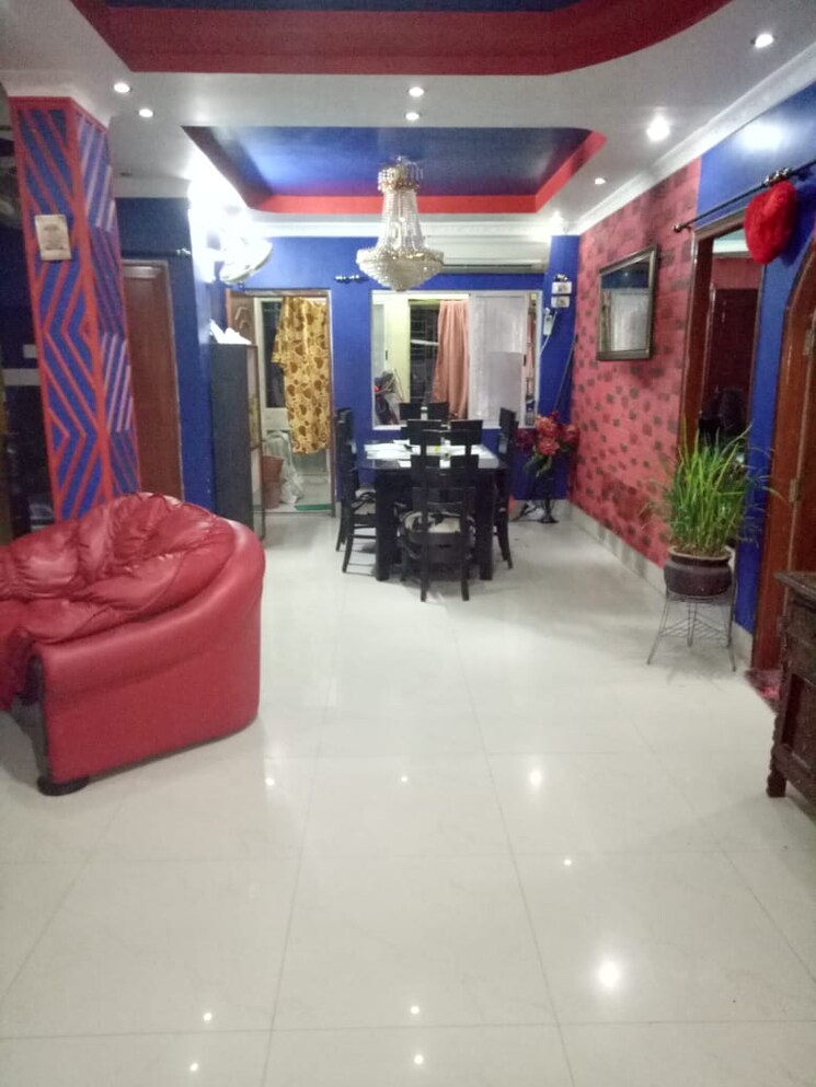 Living Room, vip road 3 Bedroom 1700 Sq.Ft. Apartment In Vip Road Kolkata 8098247