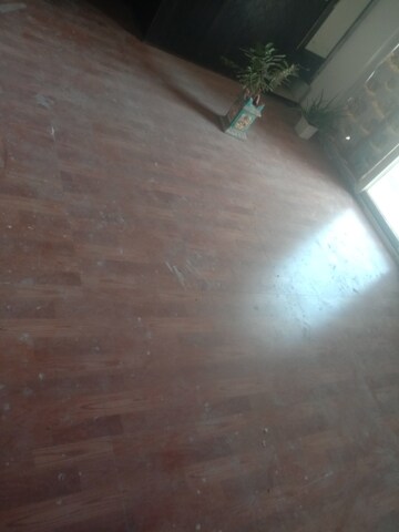 Room in 3 BHK Apartment at Mahagun Mywoods, Sector 16c Greater Noida – for Rent