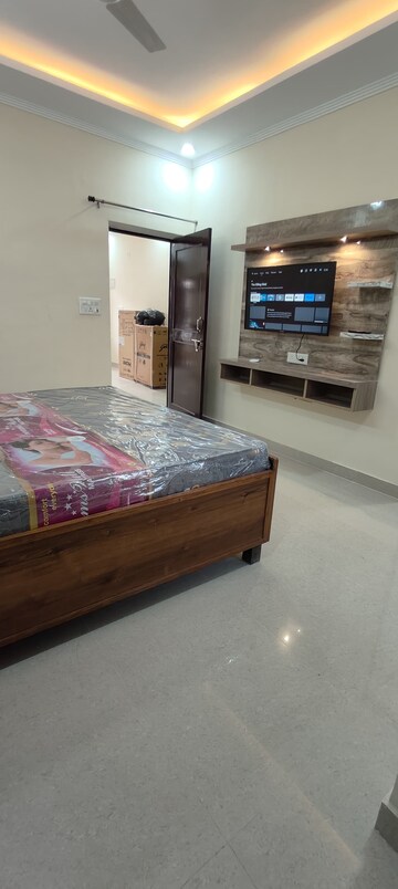 Bedroom in 1 BHK Builder Floor at Ardee City, Sector 52 – for Rent