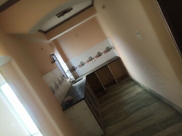 Furnished Amenities in 2 BHK Apartment at Kalyanpur – for Rent