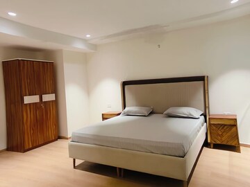 Bedroom in Studio Apartment at M3M Corner Walk, Sector 74 – for Rent