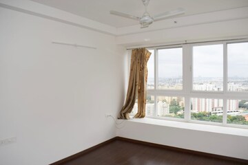 Room in 3.5 BHK Apartment at Bhartiya City Nikoo Homes II, Thanisandra Main Road – for Rent