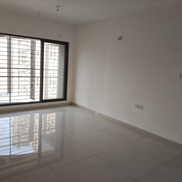 Room in 2 BHK Apartment at Acme Ozone Phase II, Manpada – for Rent