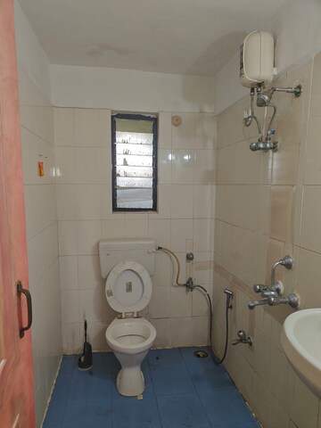 Bathroom in 2 BHK Apartment at Sea Breeze Tower, Nerul – for Rent