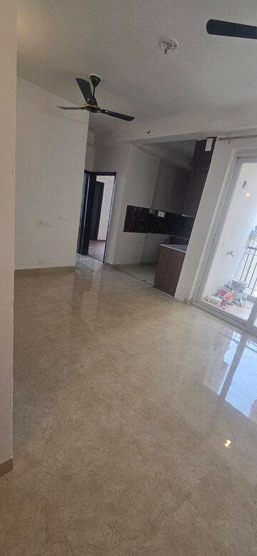 Living Room in 3 BHK Apartment at Amrapali Riverview, Amrapali Leisure Valley – for Rent