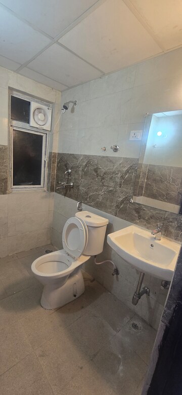 Bathroom in 3 BHK Apartment at Amrapali Riverview, Amrapali Leisure Valley – for Rent