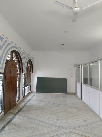  Office Space For Rent in Gomti Nagar