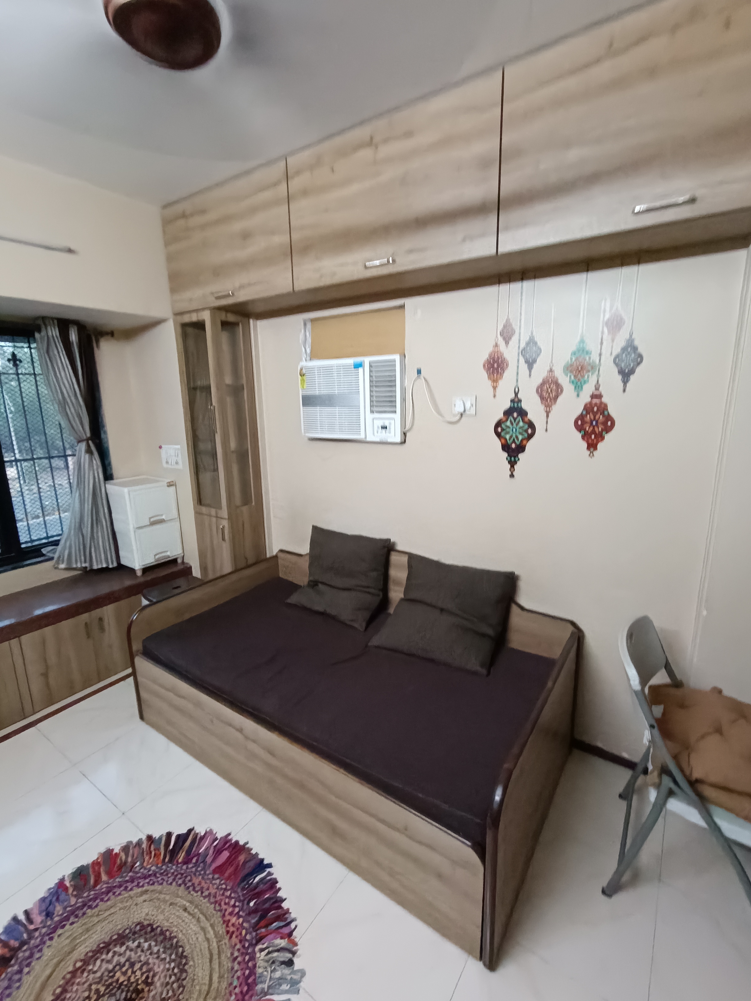 2 BHK 1200 Sq.Ft. Apartment in Geetanjali CHS Seawoods