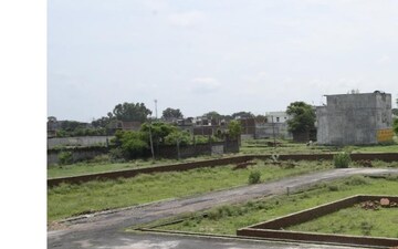 Plot For Sale in Sikandrabad