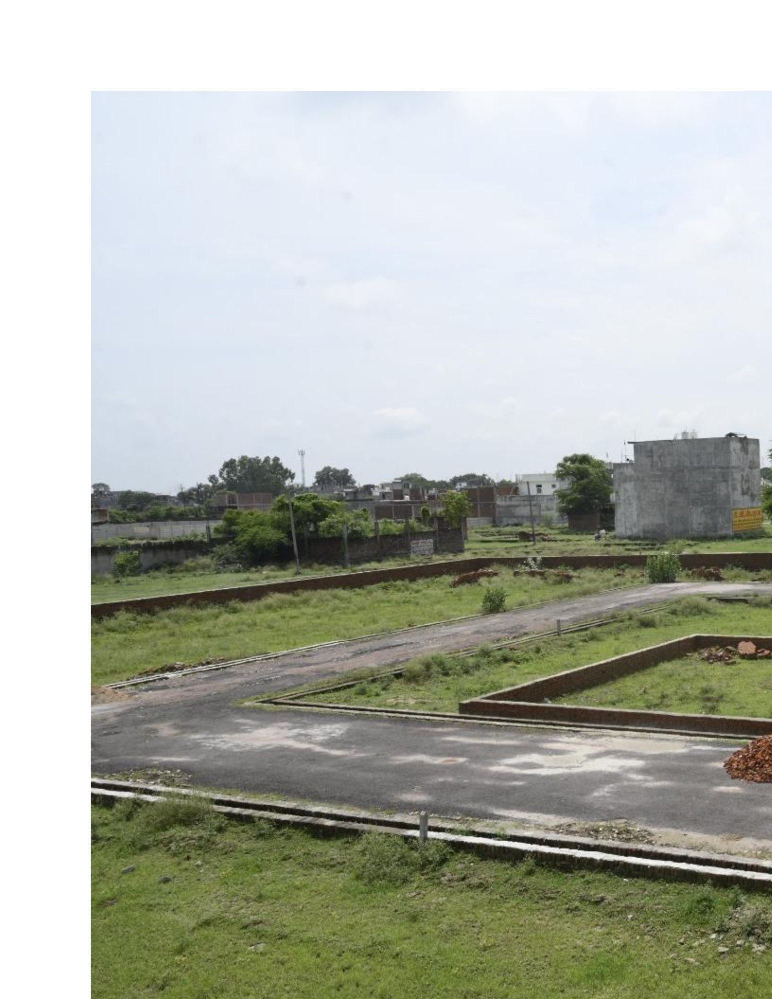 Plot For Sale in Jewar Airport Road Khurja