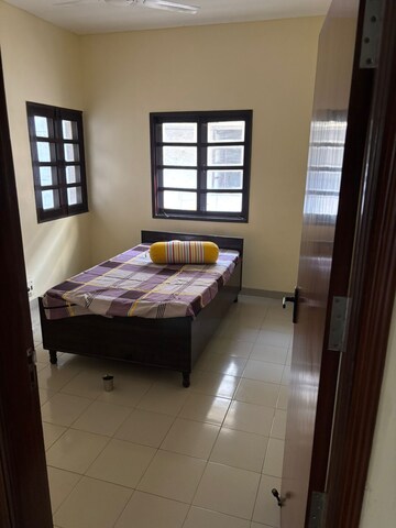 Bedroom in 4 BHK Independent House at Ansal Plaza Gurgaon, Palam Vihar – for Rent