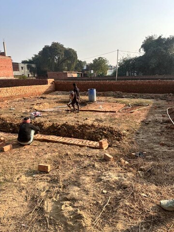  Plot For Sale in Sikandrabad