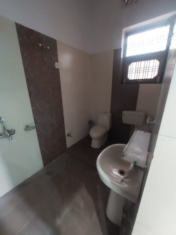 Room in  Pg at Gomti Nagar – for Rent