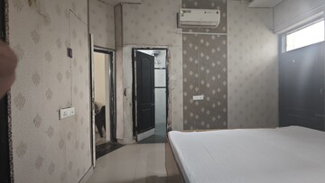 Room in 3 BHK Apartment at Peer Mucchalla – for Rent